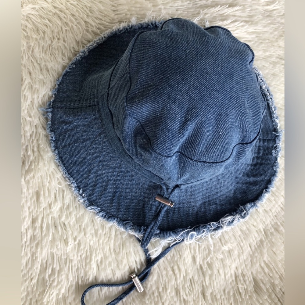 Jacquemus Blue Denim Bucket Hat - Picture 4 of 5